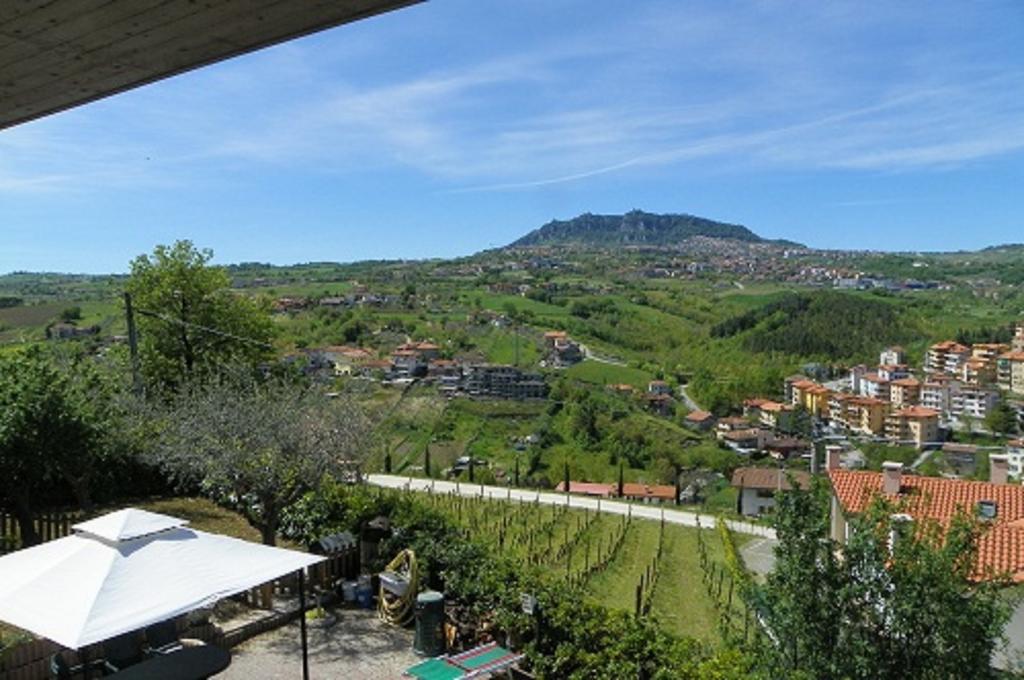 Villa Emma - L'Arte Dell'Accoglienza San Marino Luaran gambar